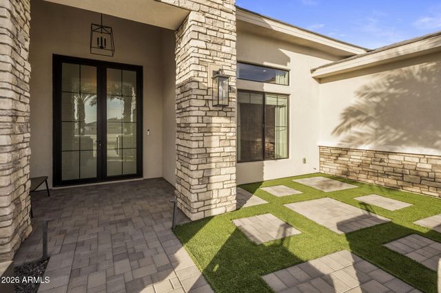 18206 W SAN MIGUEL Court, Litchfield Park, AZ 85340