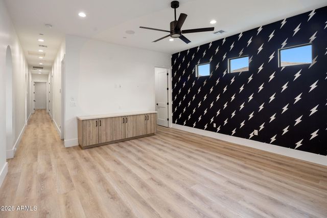 18206 W SAN MIGUEL Court, Litchfield Park, AZ 85340