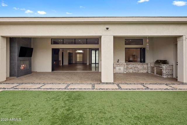 18206 W SAN MIGUEL Court, Litchfield Park, AZ 85340