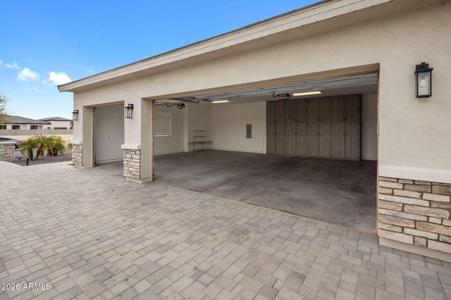 18206 W SAN MIGUEL Court, Litchfield Park, AZ 85340