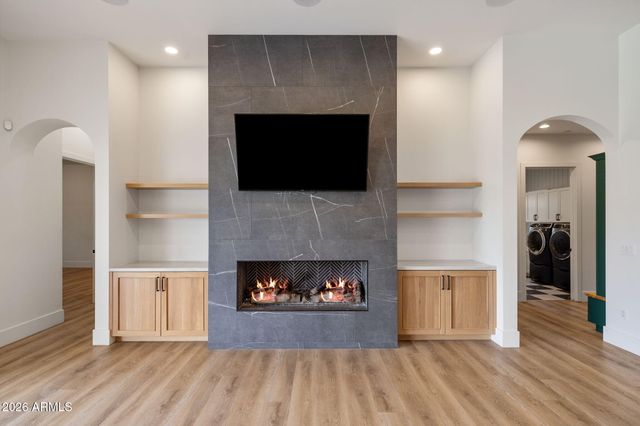 18206 W SAN MIGUEL Court, Litchfield Park, AZ 85340