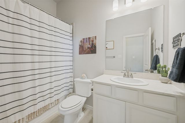 2909 Lakefield Drive, Little Elm, TX 75068