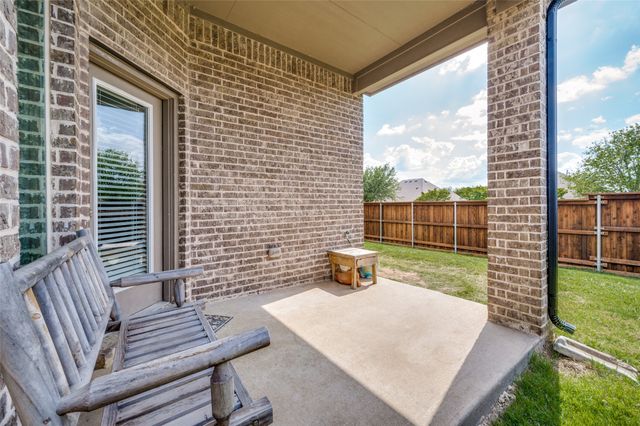 2909 Lakefield Drive, Little Elm, TX 75068