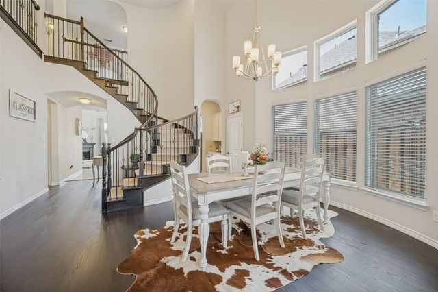 2909 Lakefield Drive, Little Elm, TX 75068