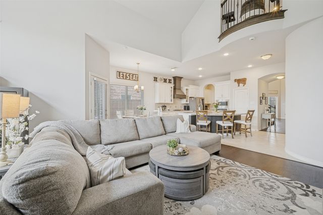 2909 Lakefield Drive, Little Elm, TX 75068