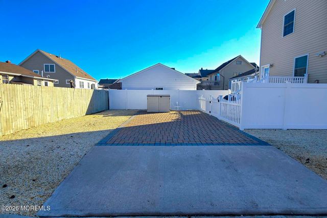 111 President Avenue, Lavallette, NJ 08735