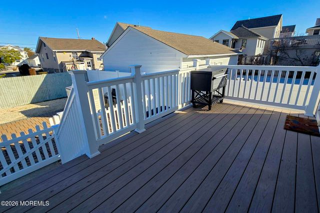 111 President Avenue, Lavallette, NJ 08735