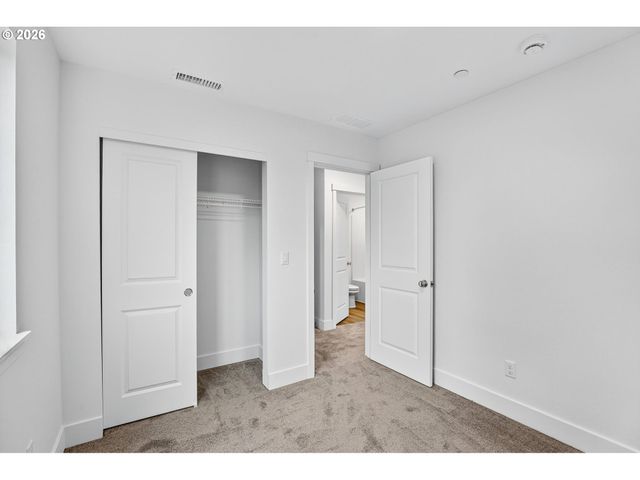 6212 Ne 43RD St, Vancouver, WA 98661