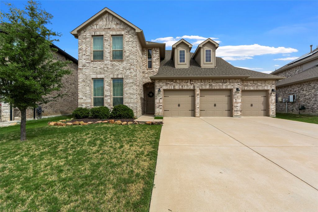 1501 White Water Way, Aubrey, TX 76227 — exterior
