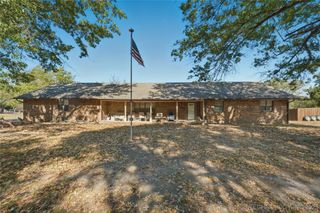 1506 N Bowden Place, Fort Gibson, OK 74434