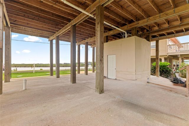 167 Garth Street, Freeport, TX 77541