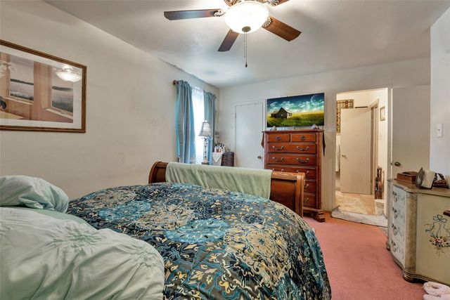 2913 18th Avenue N, Texas City, TX 77590