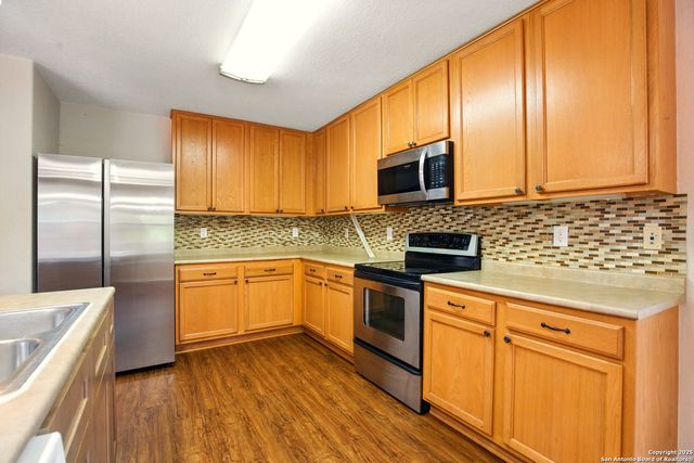 10222 roseangel, Helotes, TX 78023