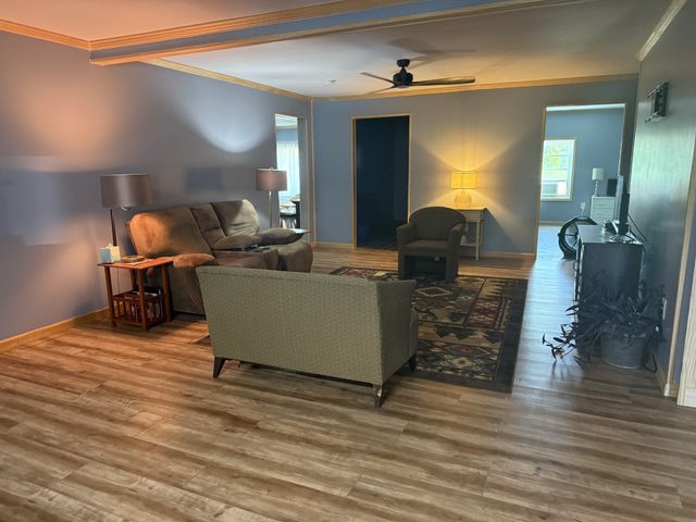 300 Maxwell Hill Rd, Pulaski, TN 38478