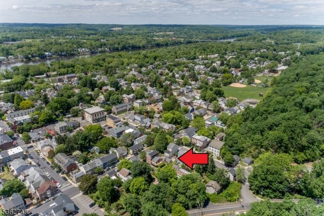 72 N Franklin St, Lambertville City, NJ 08530