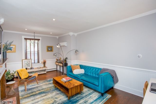 72 N Franklin St, Lambertville City, NJ 08530