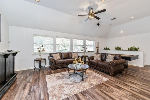15826 Jamie Lee Drive, Houston, TX 77095