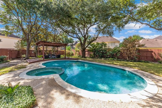 15826 Jamie Lee Drive, Houston, TX 77095