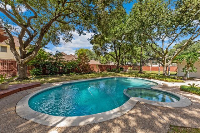 15826 Jamie Lee Drive, Houston, TX 77095