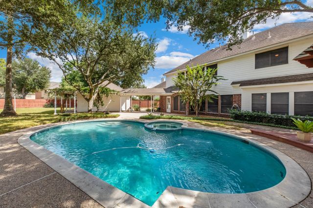 15826 Jamie Lee Drive, Houston, TX 77095