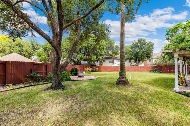 15826 Jamie Lee Drive, Houston, TX 77095
