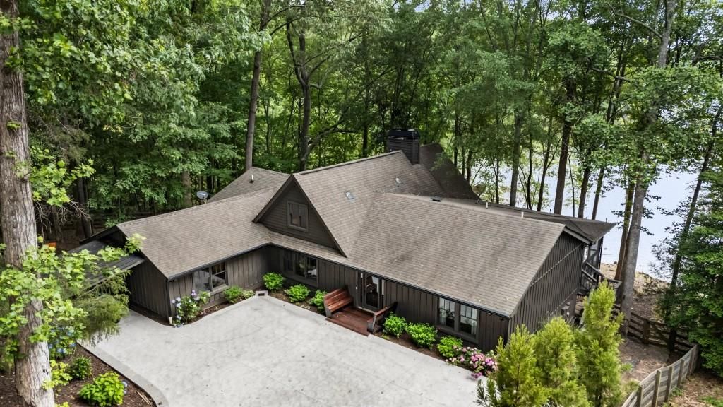 221 Hickory Nut Trail, Dawsonville, GA 30534
