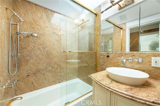 16379 Meadowridge Road, Encino (los Angeles), CA 91436