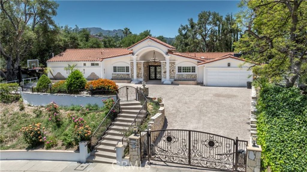 16379 Meadowridge Road, Encino (los Angeles), CA 91436