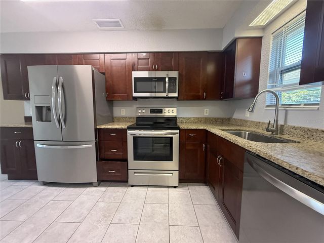 1348 FRIEND AVENUE, Clearwater, FL 33756