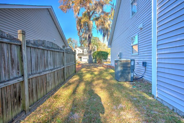 8335 Coventry, North Charleston, SC 29420