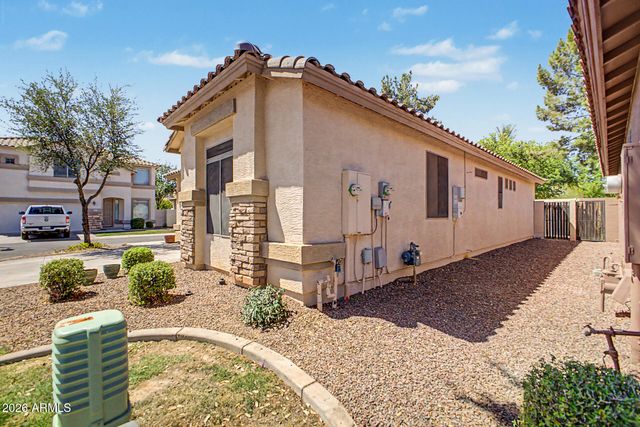 1196 S ROGER Way, Chandler, AZ 85286