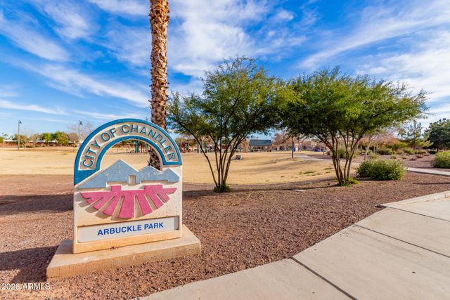 1196 S ROGER Way, Chandler, AZ 85286