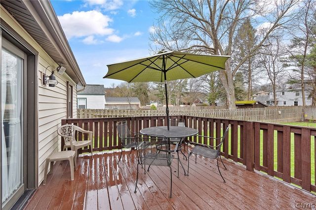 204 Stonefield Road, Onondaga, NY 13205