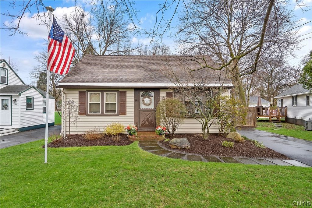 204 Stonefield Road, Onondaga, NY 13205