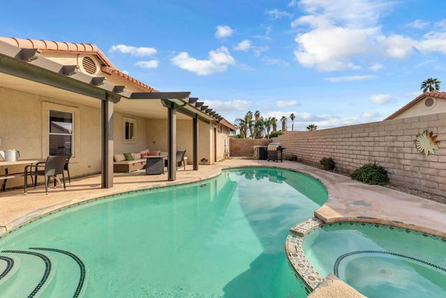 44555 Marguerite Court, La Quinta, CA 92253