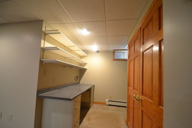 18 Bennett Rd, Rochester, MA 02770