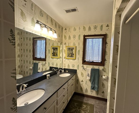 2400 Westlake Ave, Monteagle, TN 37356