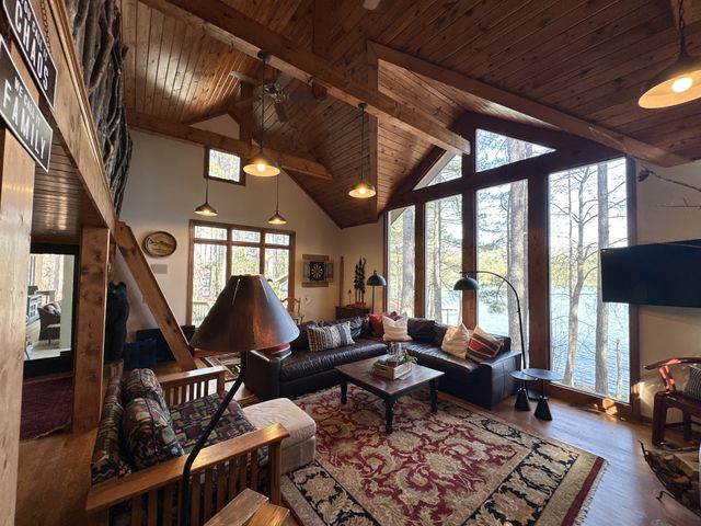 2400 Westlake Ave, Monteagle, TN 37356
