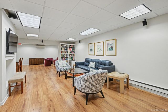 15 Stewart Place 12A, White Plains, NY 10603