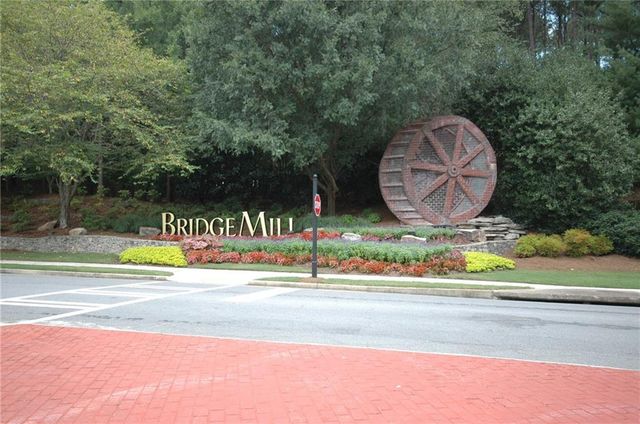 1398 BridgeMill Avenue, Canton, GA 30114