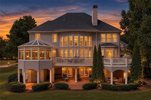 1398 BridgeMill Avenue, Canton, GA 30114