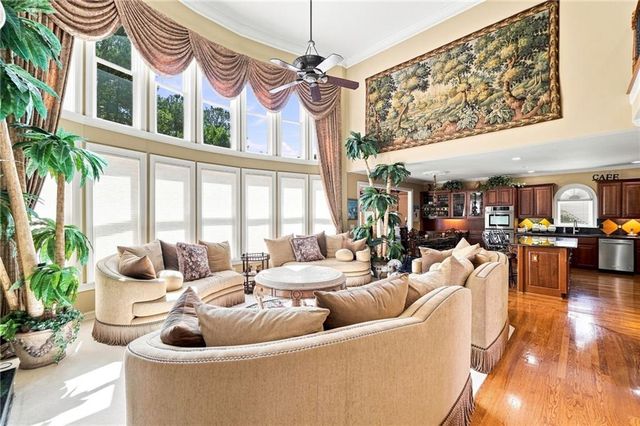 1398 BridgeMill Avenue, Canton, GA 30114