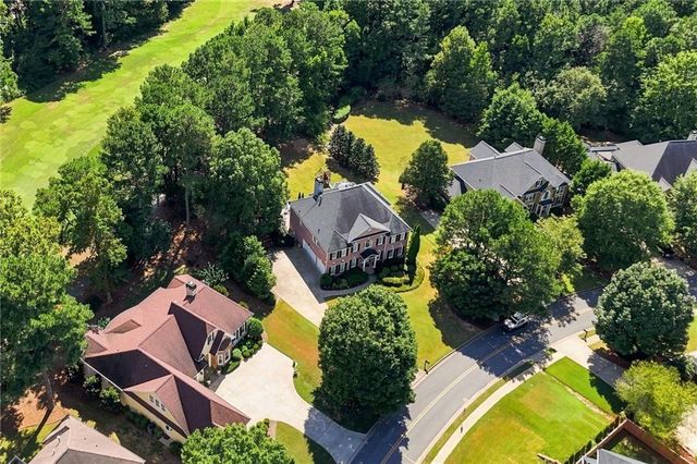 1398 BridgeMill Avenue, Canton, GA 30114