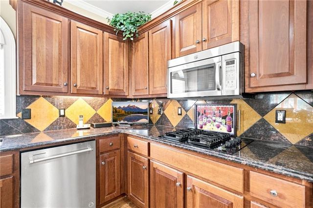 1398 BridgeMill Avenue, Canton, GA 30114