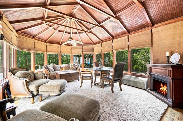 1398 BridgeMill Avenue, Canton, GA 30114