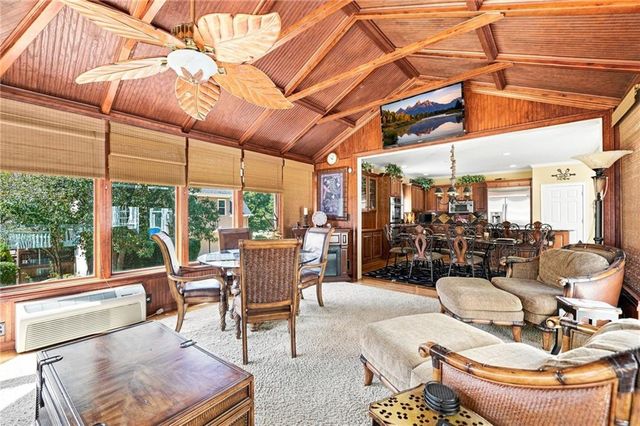 1398 BridgeMill Avenue, Canton, GA 30114