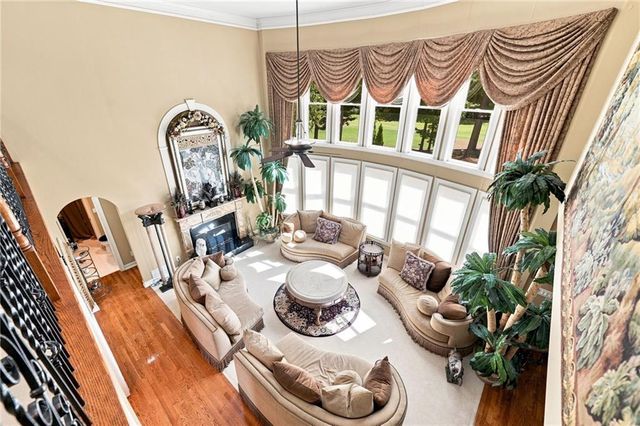 1398 BridgeMill Avenue, Canton, GA 30114