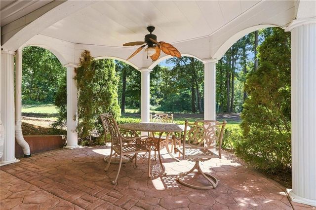 1398 BridgeMill Avenue, Canton, GA 30114