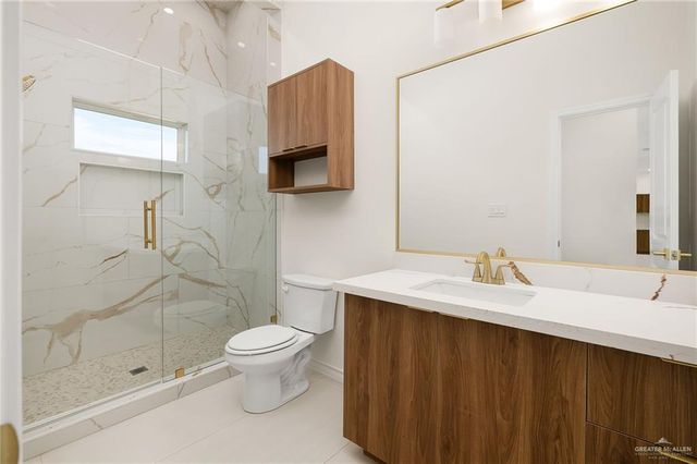 2724 E Bvlgari Drive, Edinburg, TX 78542