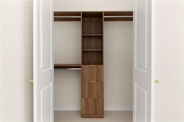 2724 E Bvlgari Drive, Edinburg, TX 78542